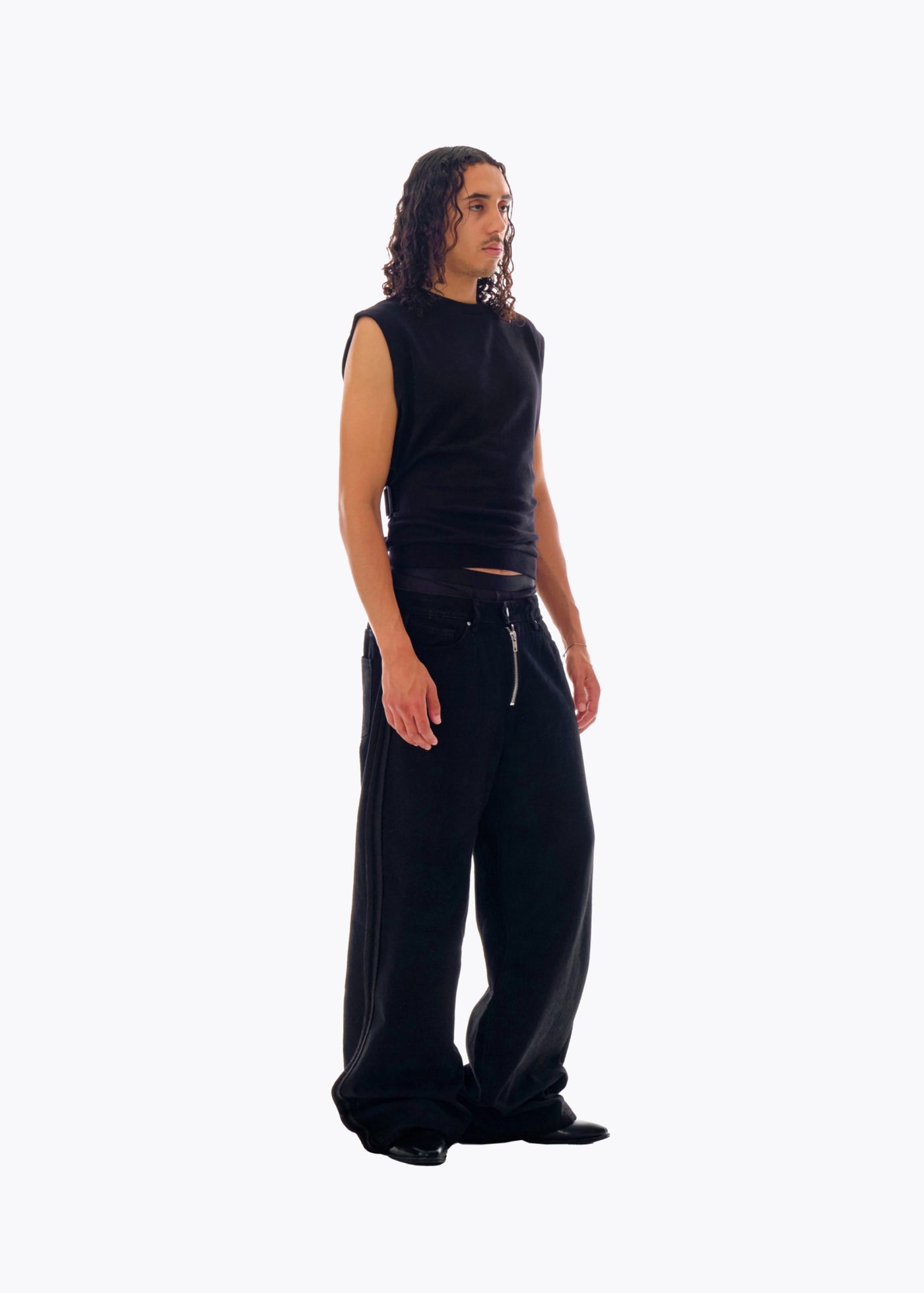 Super baggy pure black quickie jeans