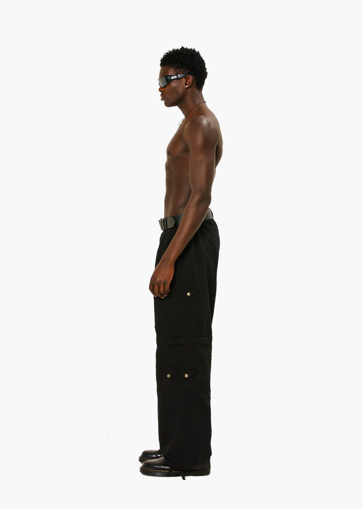 Black cargo pants/shorts